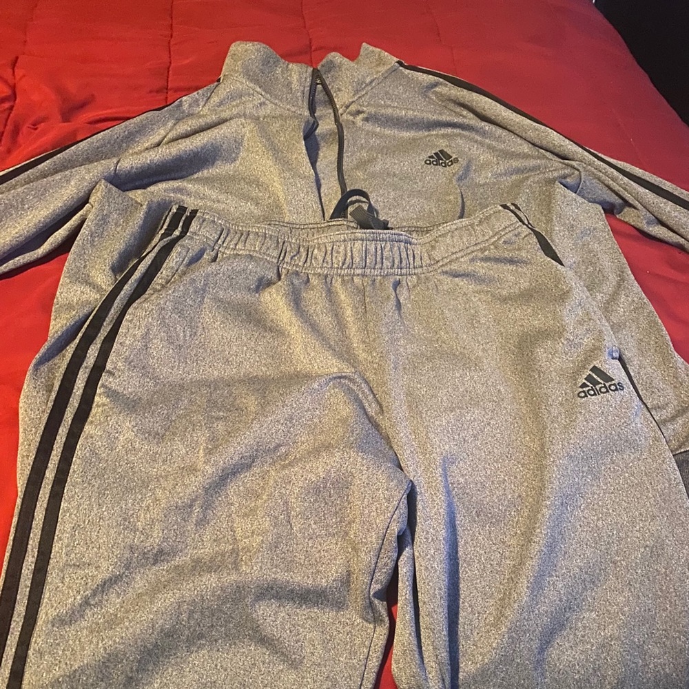 Addias gray black strips  XL sweatsuit